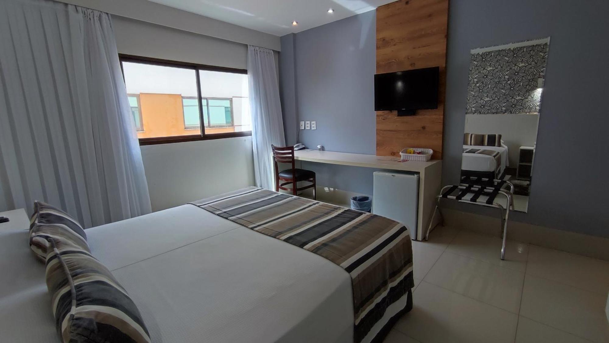 Hotel Girassol Plaza ปัลมัส ภายนอก รูปภาพ