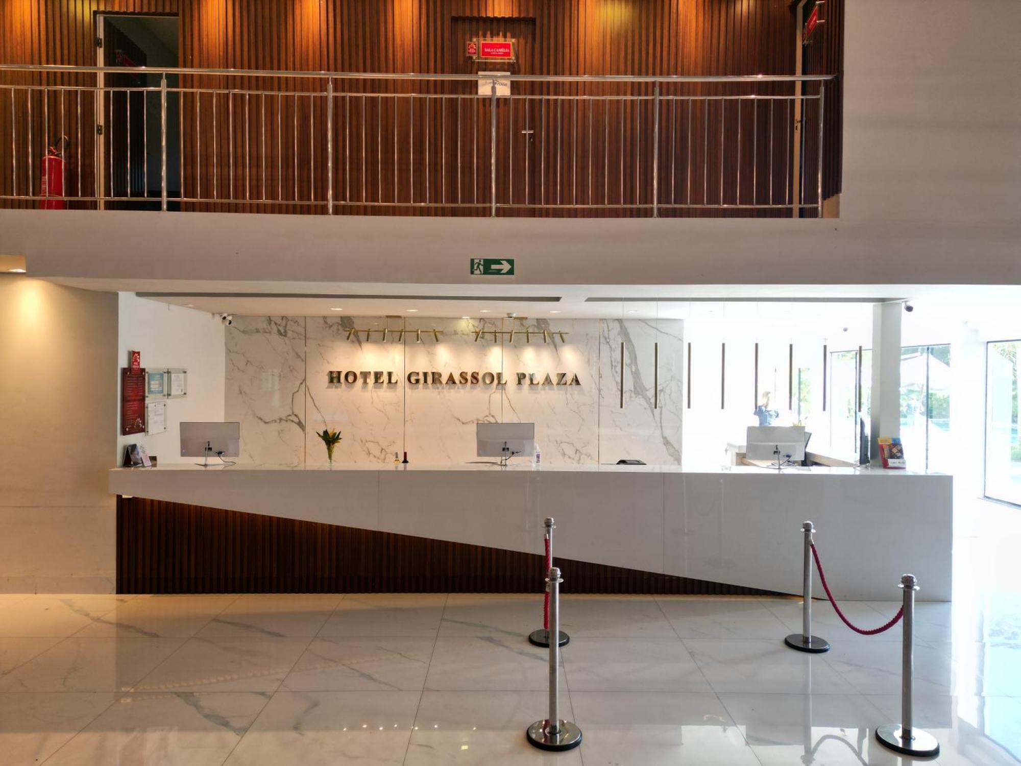 Hotel Girassol Plaza ปัลมัส ภายนอก รูปภาพ